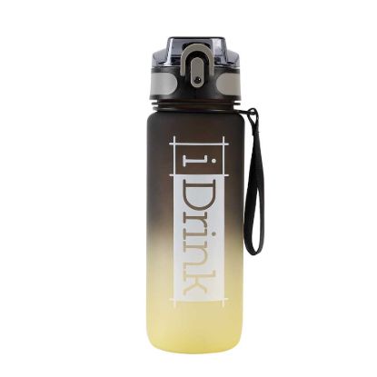 Immagine di Borraccia in Tritan 1000 ml nera e gialla